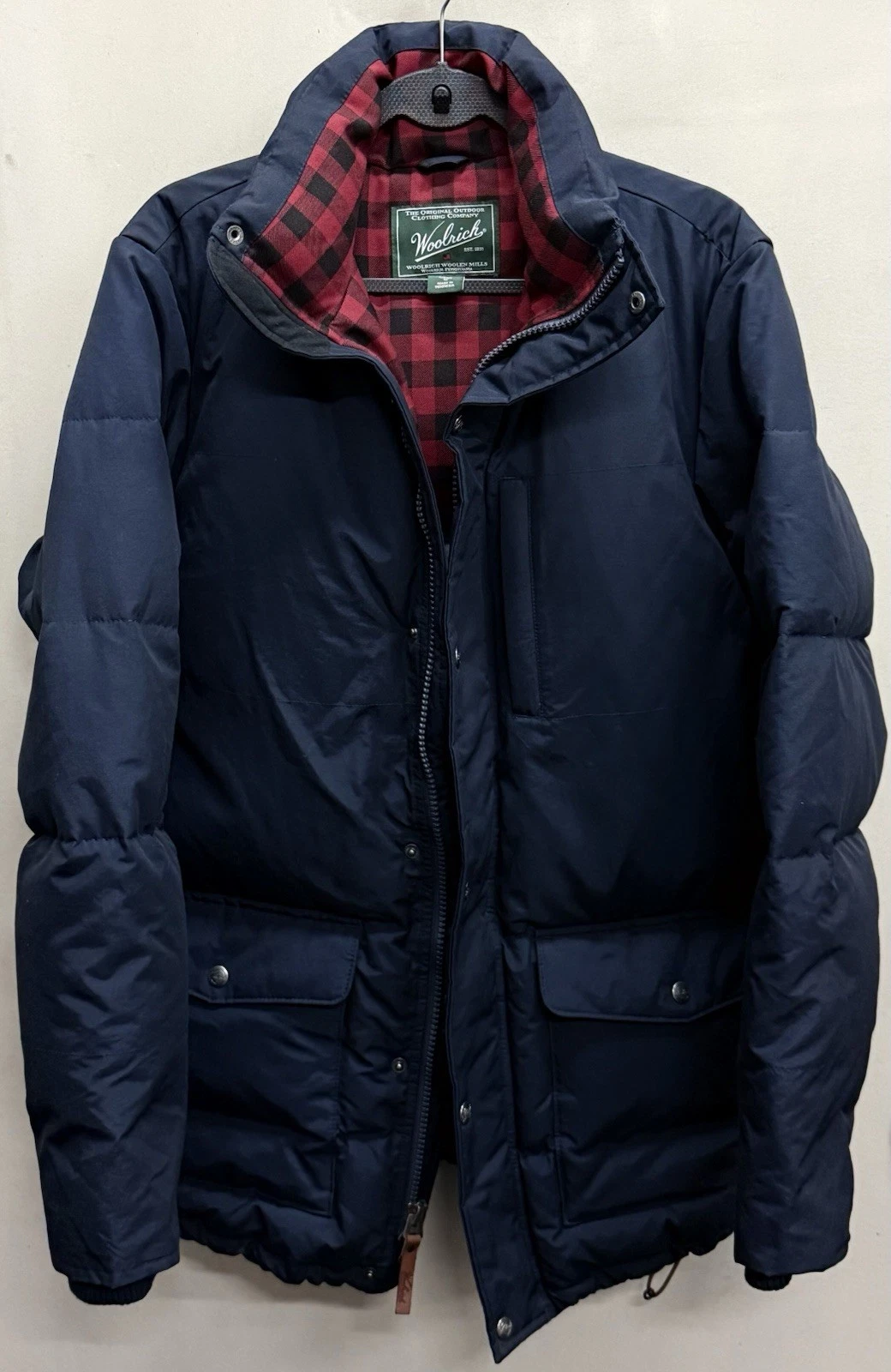 Woolrich Langhorne Men's Puffer Jacket Size Medium Deep Navy 550 Fill 16106 - product detail image 2