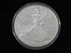 2004 American Silver Eagle 1 oz Fine Silver Dollar 01 NICE!