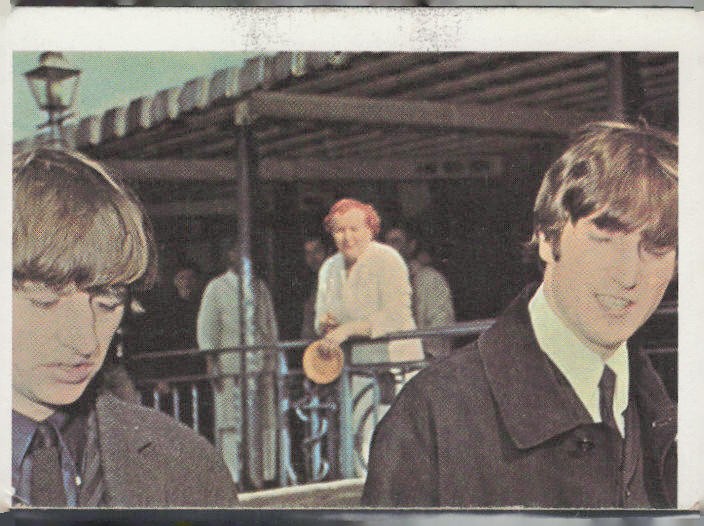 1964 Topps Beatles Color #9 Ringo and Paul - Paul Speaking
