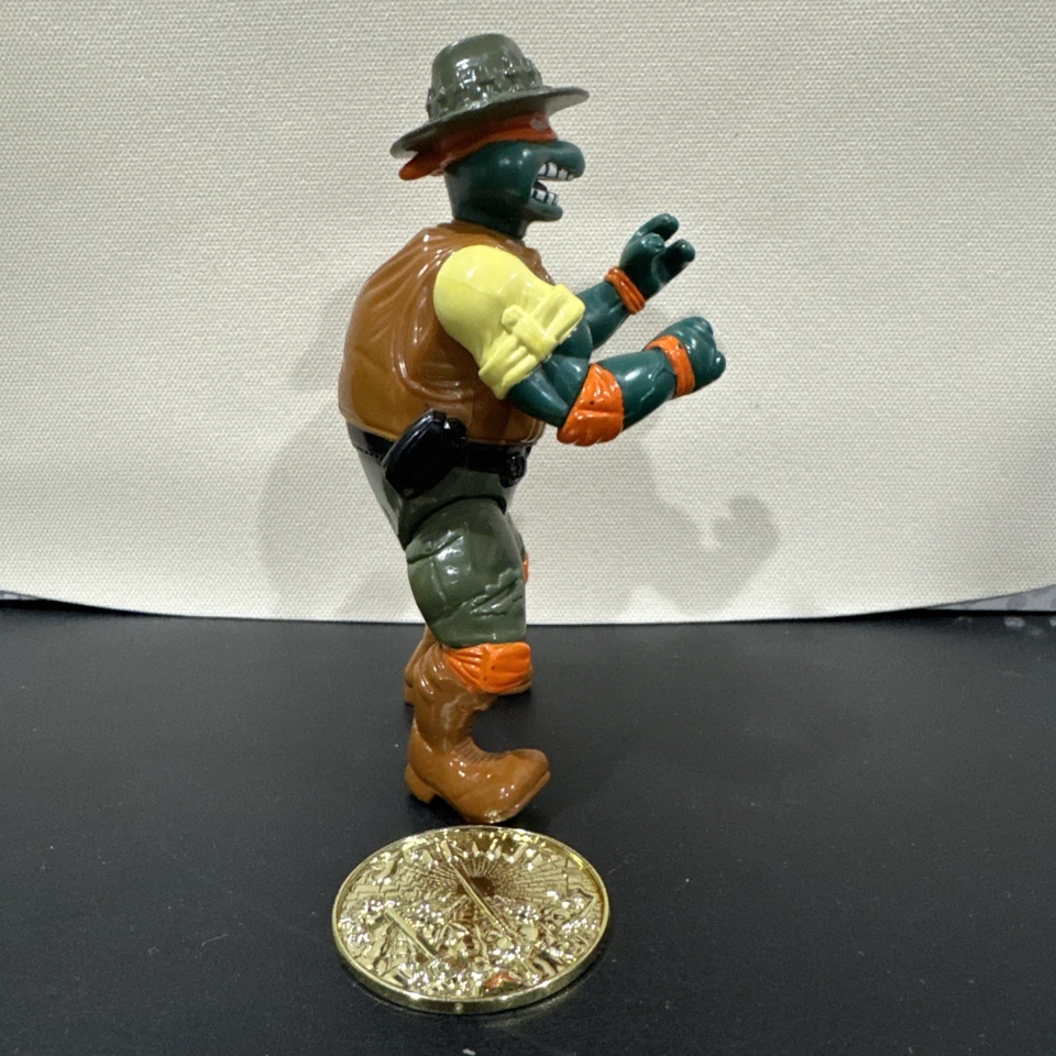 TMNT Teenage Mutant Ninja Turtles Safari Mike Adventurer Michelangelo w/ Coin - Image 4 of 4