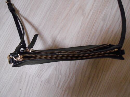 KATE SPADE NEW YORK ~ Cuero Negro ~ LOGO ~ CREMALLERA ~ BOLSO BANDOLERA MONEDERO ~ COMO NUEVO - Imagen 5 de 14