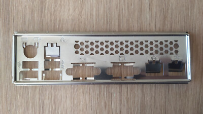 ASUS P9D-X Server Board - ATX Blende Shield