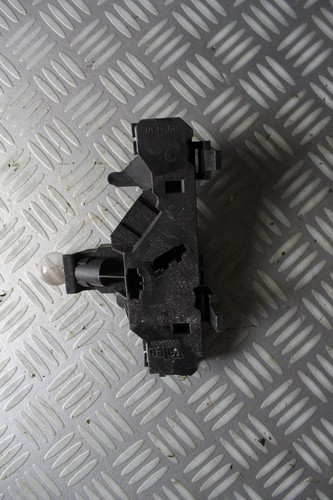 Lampenträger 69906690 VW Polo Classic 60 6 N/6 KV