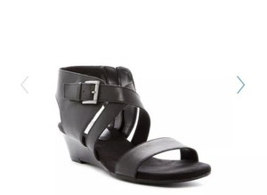 aerosoles black wedges