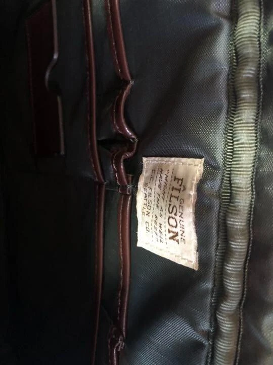 FILSON MALETÍN BOLSO PARA PORTÁTIL NEGRO PC Resistente Sarga Nylon Cuero Logo Raro Foto 3 de 4