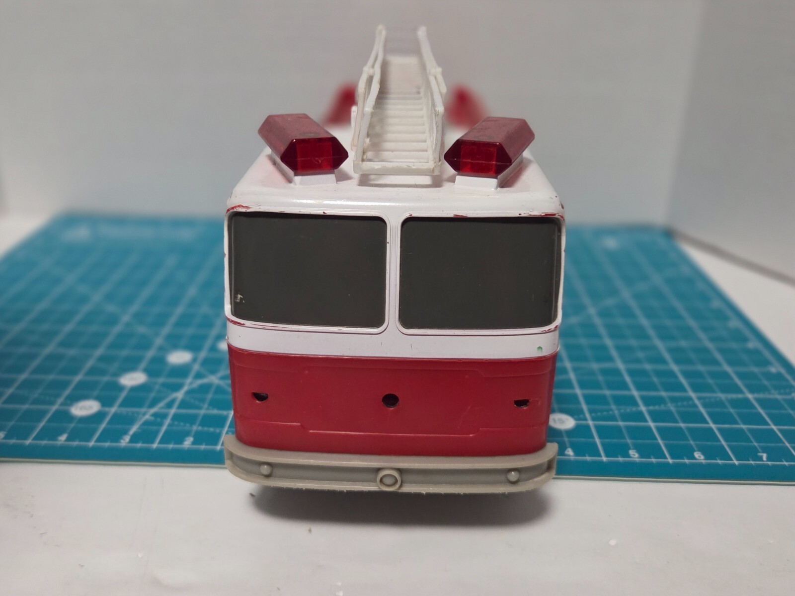 Picture 4 of 5