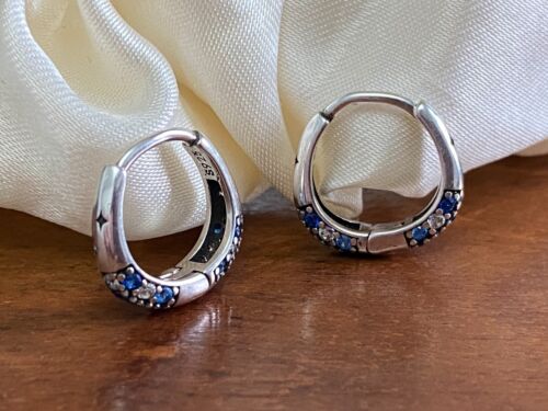 Sparkling Blue/Wite CZ Zircon Star Huggie Hoop Earrings in 925 Silver·Gift∙A259 - Picture 12 of 14