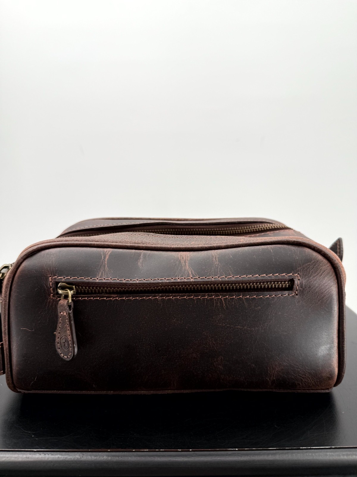 Aaron Leather Goods Unisex Travel Bag Brown Distressed Leather Zipper Handbag