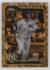 2024 Topps Gilded Collection Gold Wave Refractor /75 Juan Soto #79 3hd
