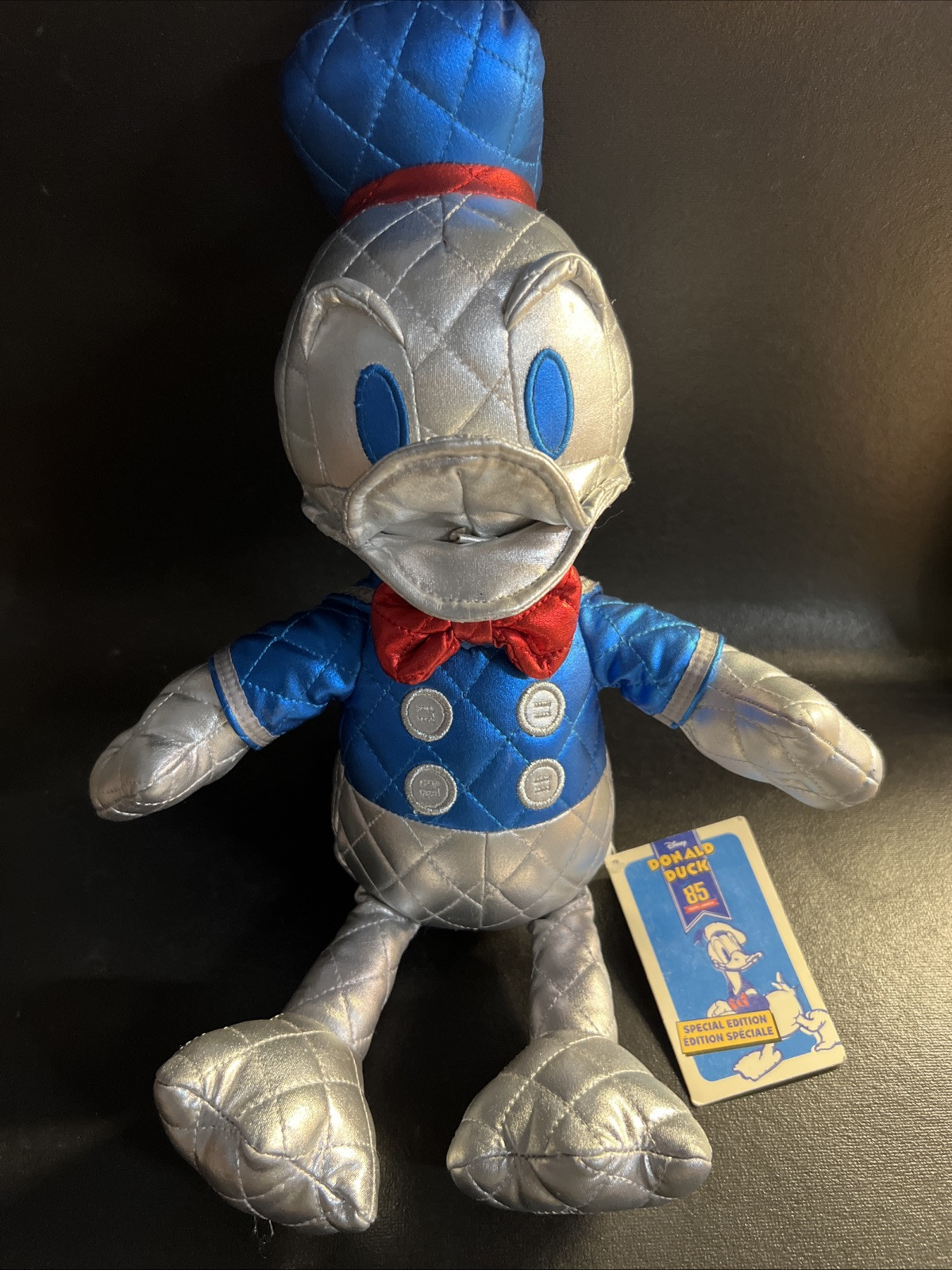 Disney Donald Duck 85th Anniversary Metallic 15-Inch Plush Special Edition NWT