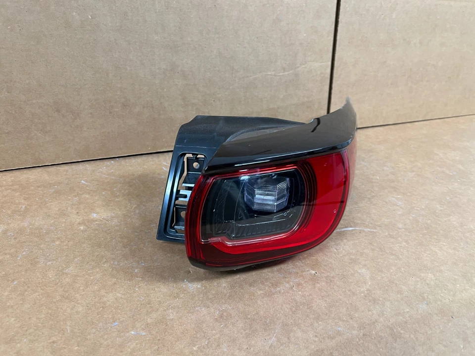 2022 2023 2024 MAZDA CX-5 LED TAIL LIGHT RIGHT RH NICE!! - Image 3 of 4