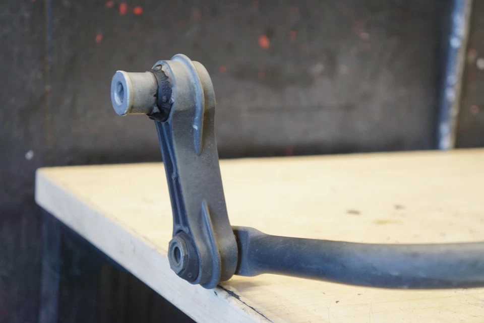 2019 - 2022 MERCEDES BENZ V177 A220 REAR SUSPENSION SWAY BAR STABALIZER OEM Foto 2 de 4