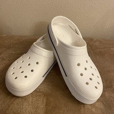 Crocs Unisex Crocband Clog Sandals, White, Men's 9 Women  s 11 Excellent