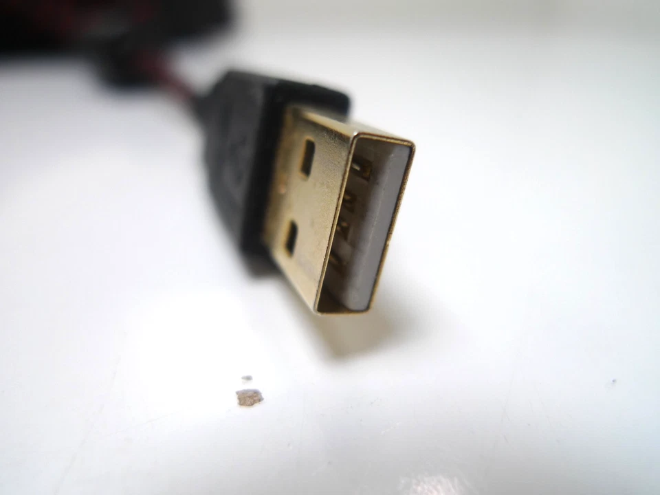 KeyCool LED USB-A Wired Mechanical Keyboard - Image 4 of 4