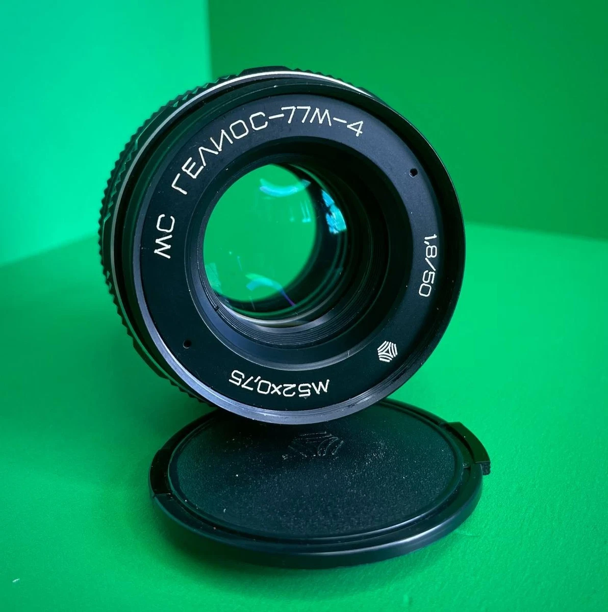 ヘリオス　Helios-77m-4 M42マウント 50mm f/1.8 レンズ ヘリオス Helios-77m-4 M42マウント 50mm f/1.8 レンズ Amazon.com