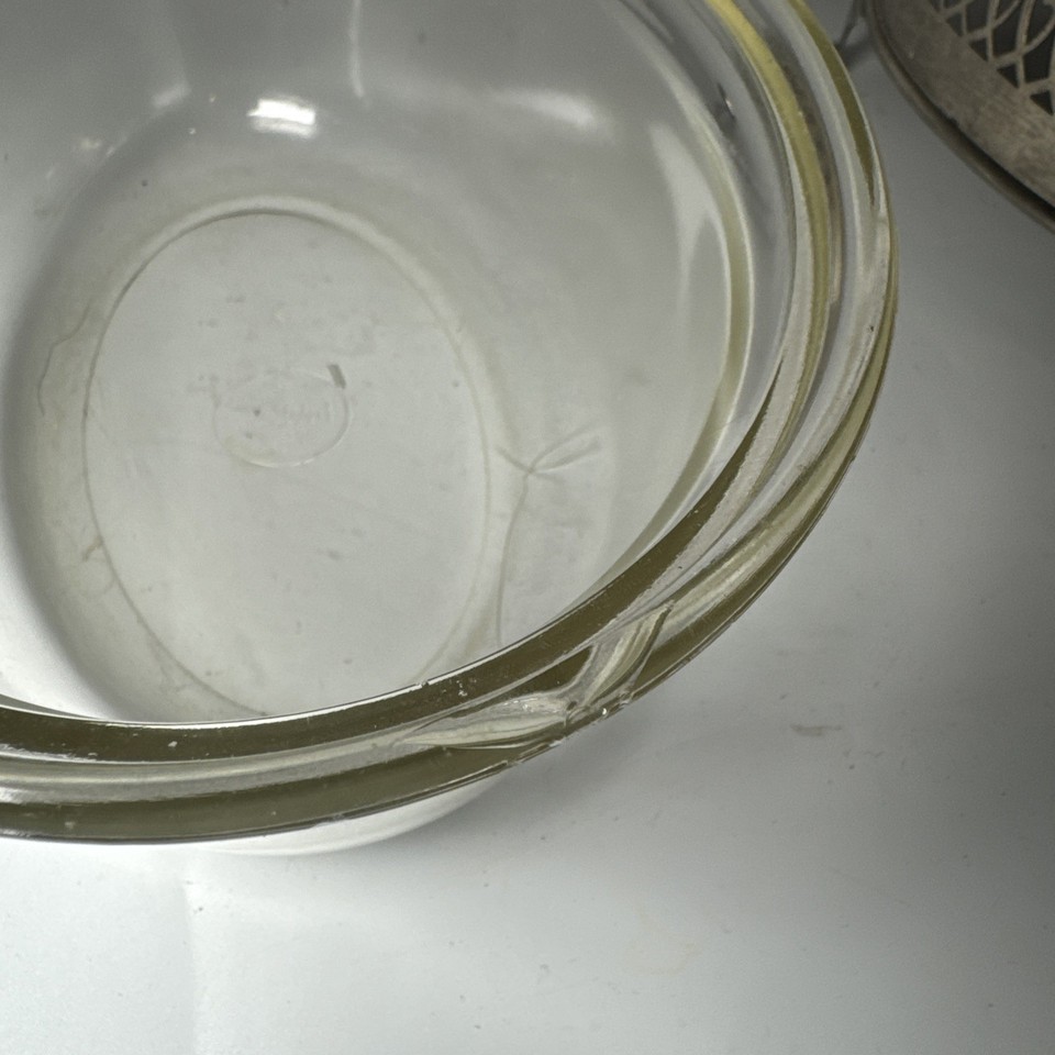 Pyrex 193-197 Oval Casserole w/ Lid in Silverplate Holder Vintage ...