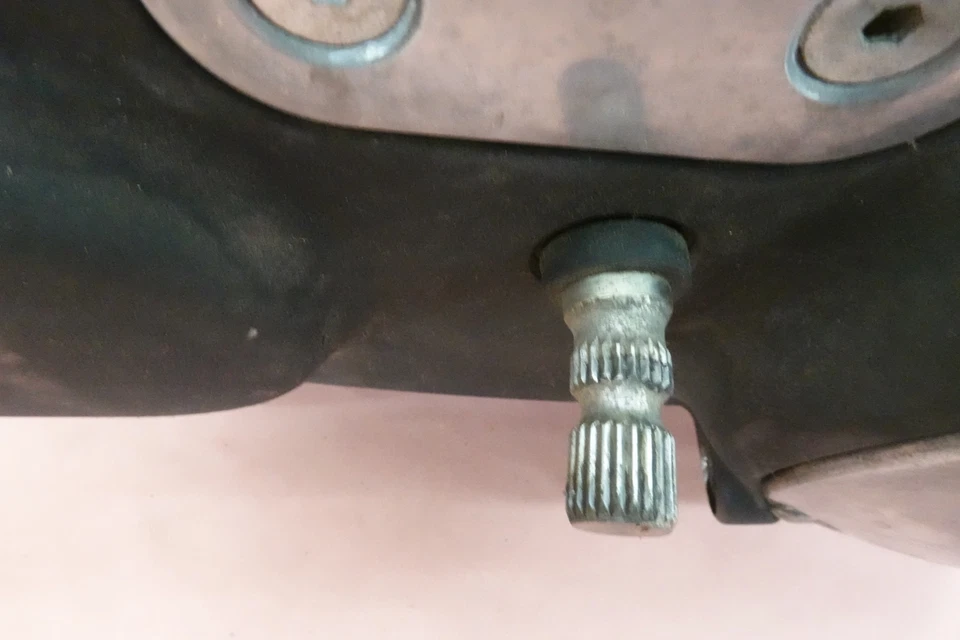 Harley Davidson Iron 883 XL883N 2009-2021 motor transmisión - ver fotos Foto 4 de 4