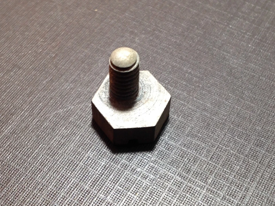 1 件 NORS 门四分之一窗调节器停止螺丝 1940 - 1951 福特林肯水星 — 第 3/4 张图片