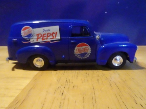 ROAD CHAMPS Blue PEPSI Cola 1954 Panel Van Delivery Truck 1:43 Diecast 1998 - Picture 3 of 7