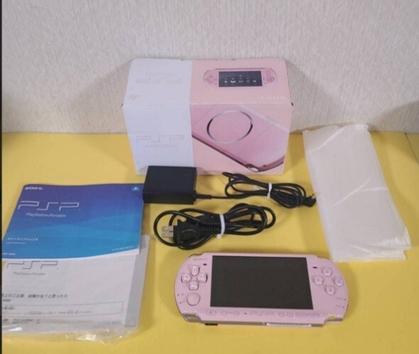 Sony Playstation PSP-3000 Portable Pink Set Box Sony