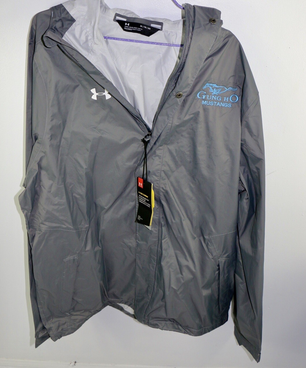 Brand NEW Under Armour UA Men’s Stormproof Lined Rain Jacket Hood Grey