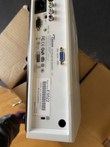 With Box OPTOMA ES522 DLP PROJECTOR 2800 ANSI LUMENS - Low Usage - Picture 2 of 7