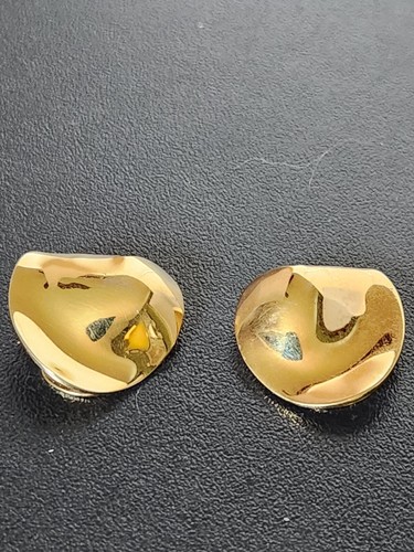 Vintage MCM Christian Dior Clip-on Gold Plated Curve Free Form Modernist Earring - Picture 2 of 3