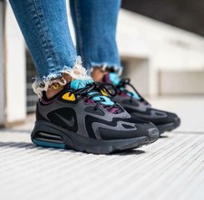 air max 200 bordeaux on feet