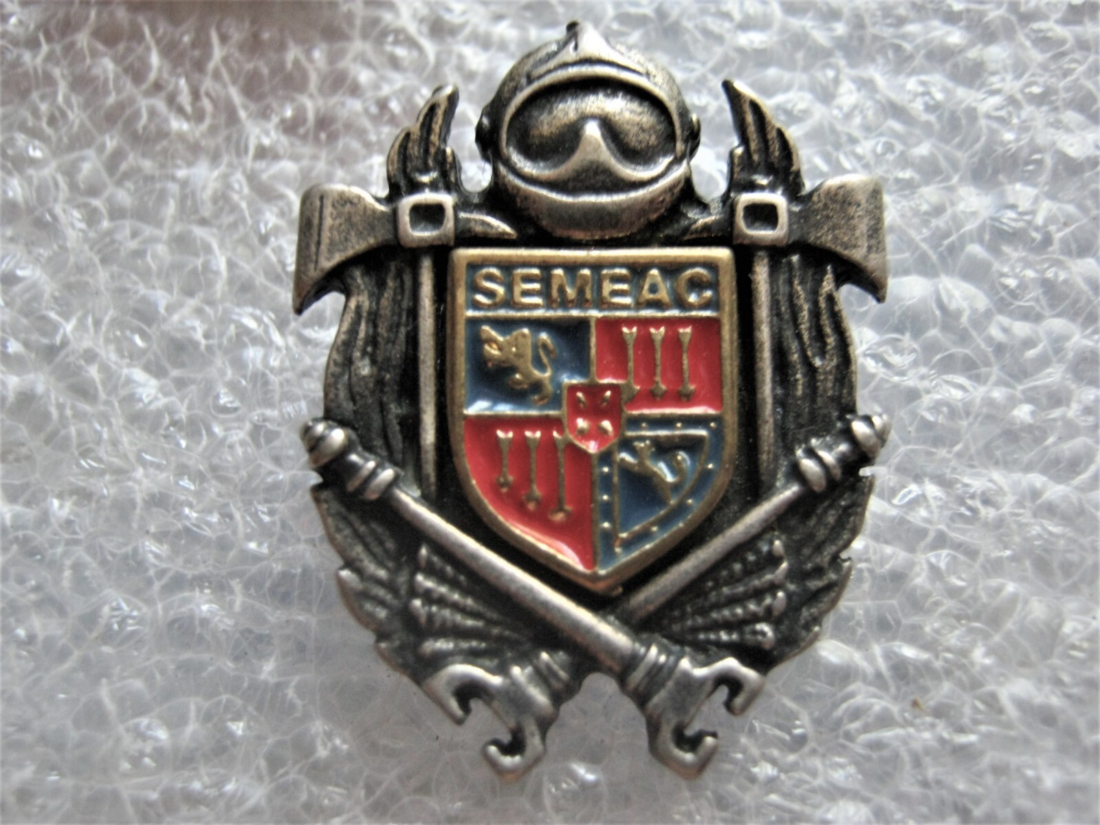 Picture 1 of 2