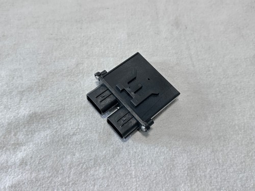 2018-2023 Subaru Crosstrek Front Right Seat Occupation Sensor Control Module OEM - Picture 8 of 11