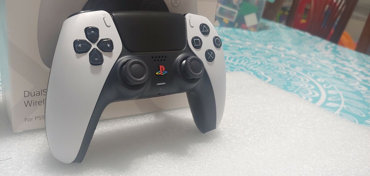 Retro Classic Playstation Grey PS5 Controller Skin