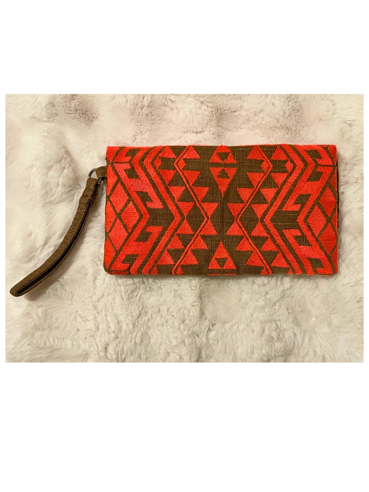 Limited Edition Hot Pink Boho Tribal Embroidered Foldover Festival Clutch - Image 3 of 4