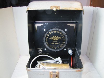 box containing draenor fish Styrofoam Fish Box 50LB Capacity  Alaska Butcher Equipment & Supply