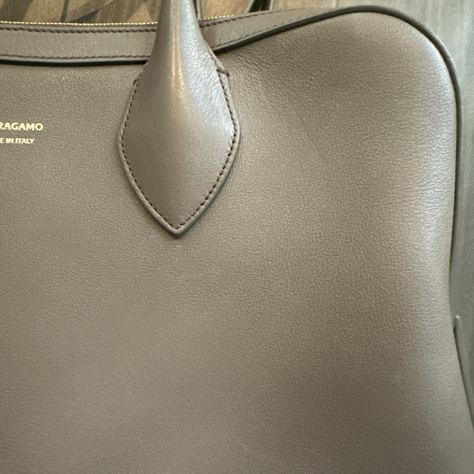 FERRAGAMO Stella Clay Leather Top Handle Bag New image 8