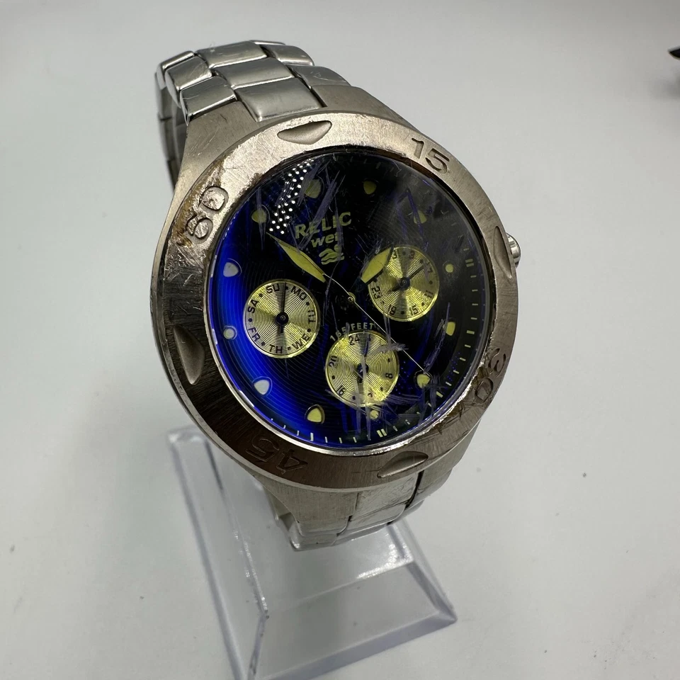 Relic Watch Men Silver Tone Blue Day Date Round Dial 39MM New Battery 7.75 Inch - Image 4 of 4