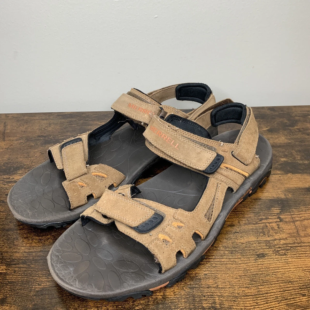 Merrell dark store earth sandals