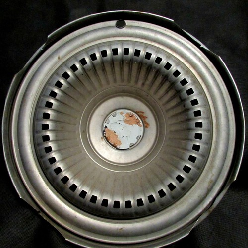 1964 Buick Wildcat OEM Hubcap 15" Vintage Car Mancave Workshop Wheel Cover - Picture 7 of 7