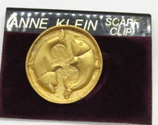 Anne Klein Vintage Fish Gold Tone Scarf Clip
