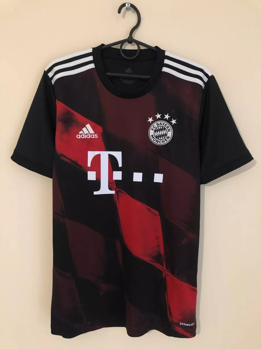 bayern away kit 2021