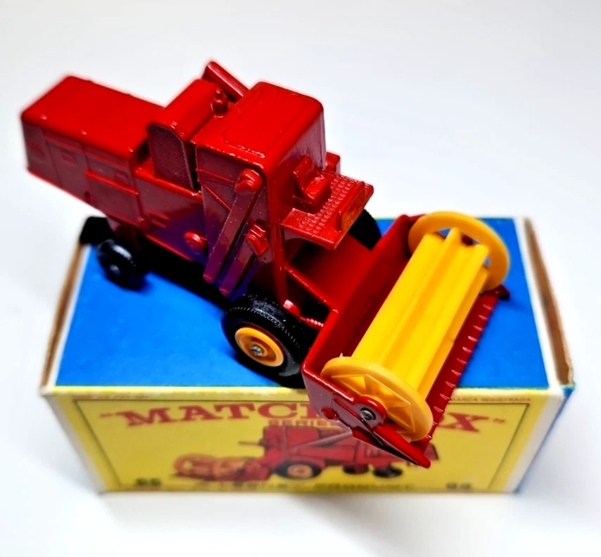 Matchbox Claas Combine Harvester gelbe Ballonreifen RW 1-75 Nr. 65 mint+MINT OVP - Bild 2 von 4