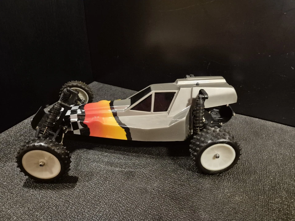 TRAXXAS BANDIT VINTAGE ORIGINAL AÑOS 90 ERA PRÍSTINO 1/10 ROLLER BUGGY RC CUERPO RARO Foto 2 de 4