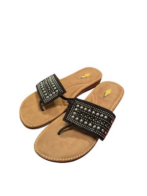 Volatile Temptress Black Flat Studded Thong Flip Flop Soft Cushion Sandals 8