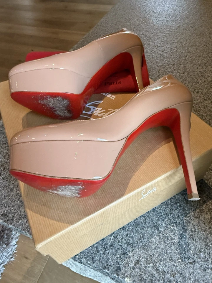 Christian Louboutin Bianca 120 plataforma patente - desnudo 37,5 Foto 4 de 4