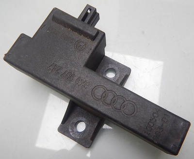 VW TOUAREG 7P / ANTENNE KEYLESS ENTRY / 8K0907247 (CB176)