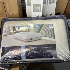 STEARNS  FOSTER LATEX PILLOW STANDARD SIZE 24" x 16" MEDIUM FEEL NEW