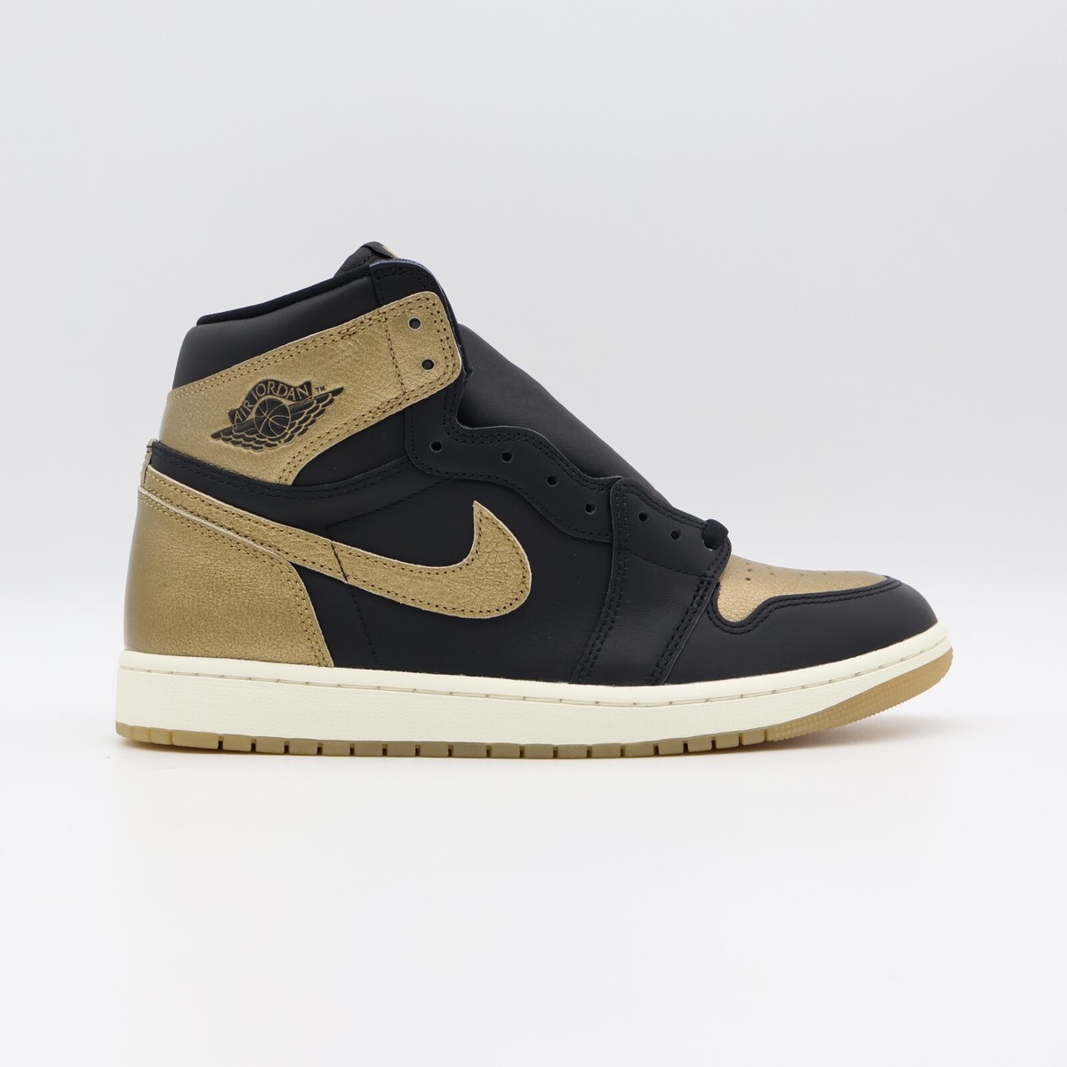 DZ5485-071 Nike Air Jordan 1 Retro High OG Black and Gold (Men's