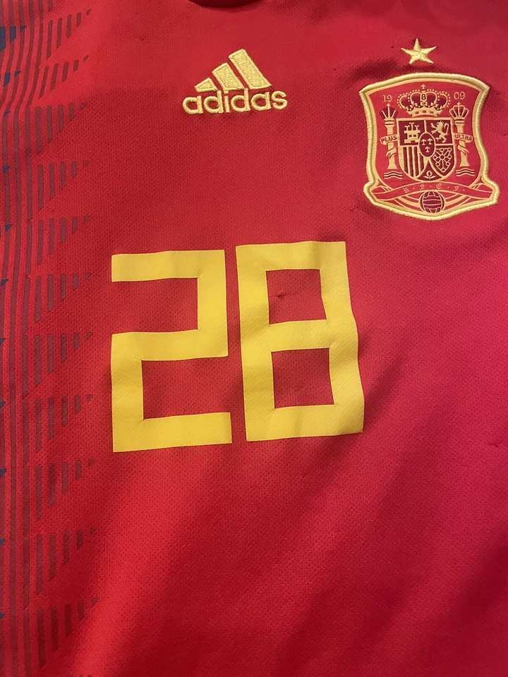Spain Adidas Jerry Number 28 Size M READ MORE - Image 2 of 4
