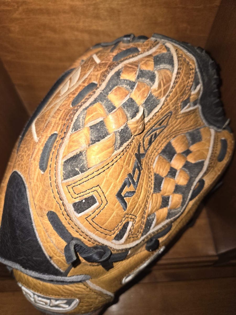 ⚾️ Reebok VR6000 SRG Series 13.50 inch RHT Baseball ⚾️ Reebok VR6000 SRG Series 13.50 inch RHT Baseball