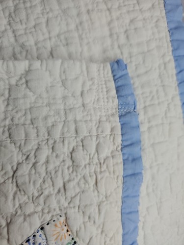 Vintage 1930's Hand Sewn Sunbonnet Sue Crib Quilt (Box J) - Picture 9 of 10