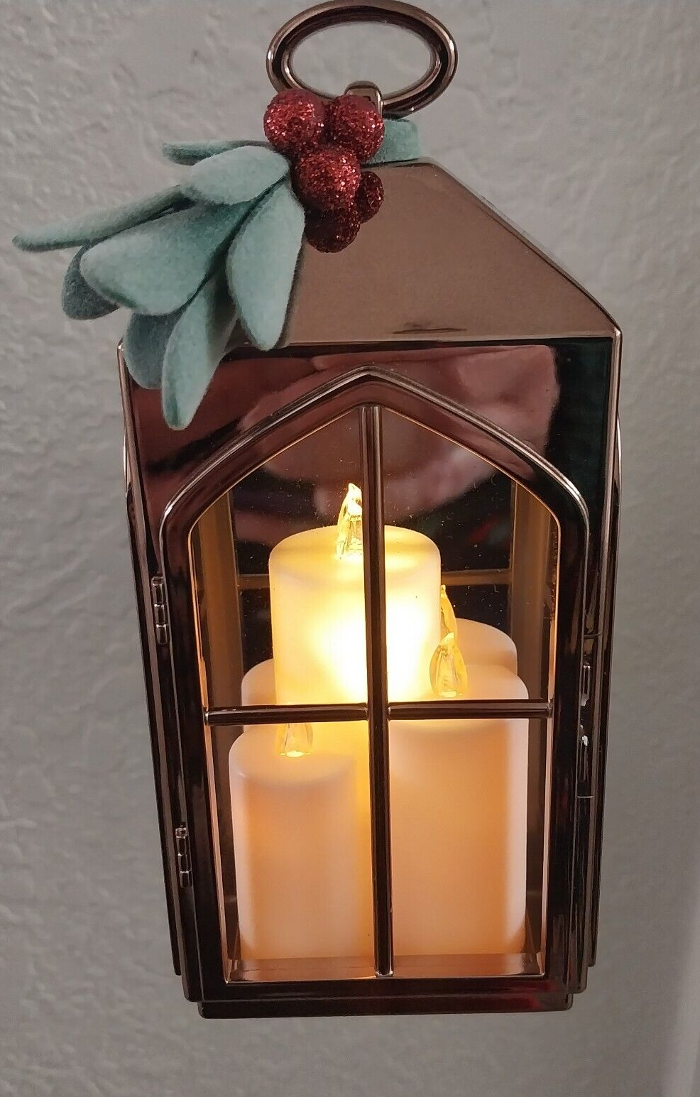 Bath & Body Works Gold Candle Lantern Wallflower Light-Up Plug-In for Christmas Holiday Decor-image